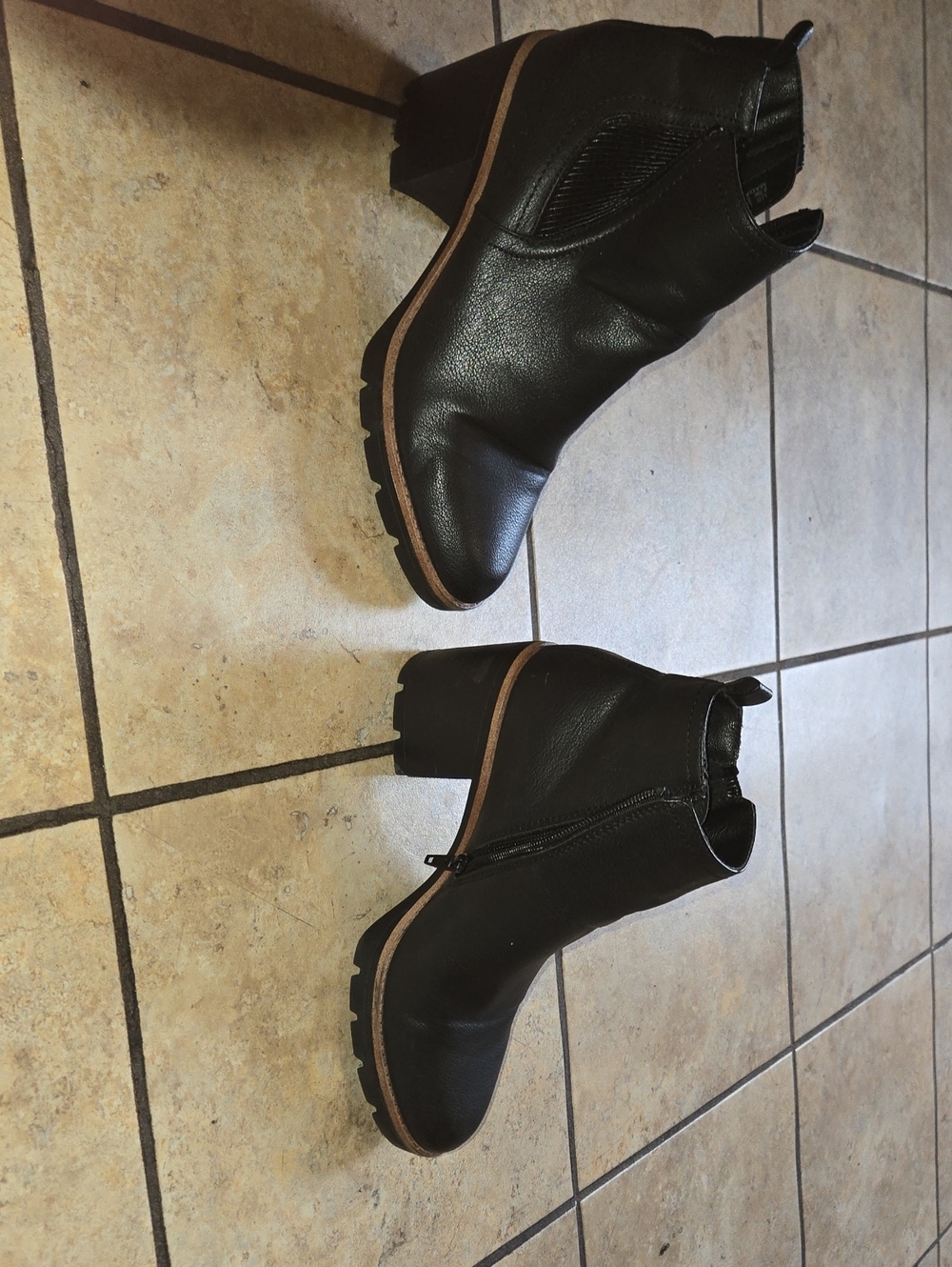 Chelsea Style Ankle Boot - Picture 2 of 7